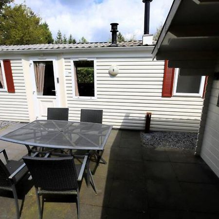 Charmante Woning Op Rustig Park Met Fietsen Epe Exterior photo